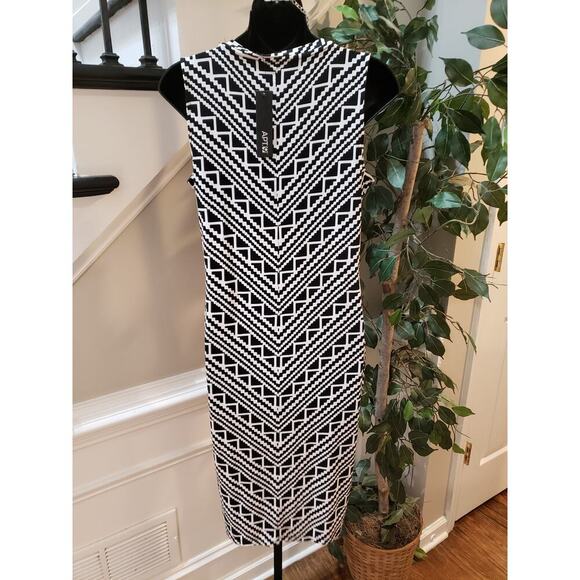 Apt. 9 Bodycon Dress Women's Small Black White Geo Print Crew Neck Pullover - Picture 3 of 13